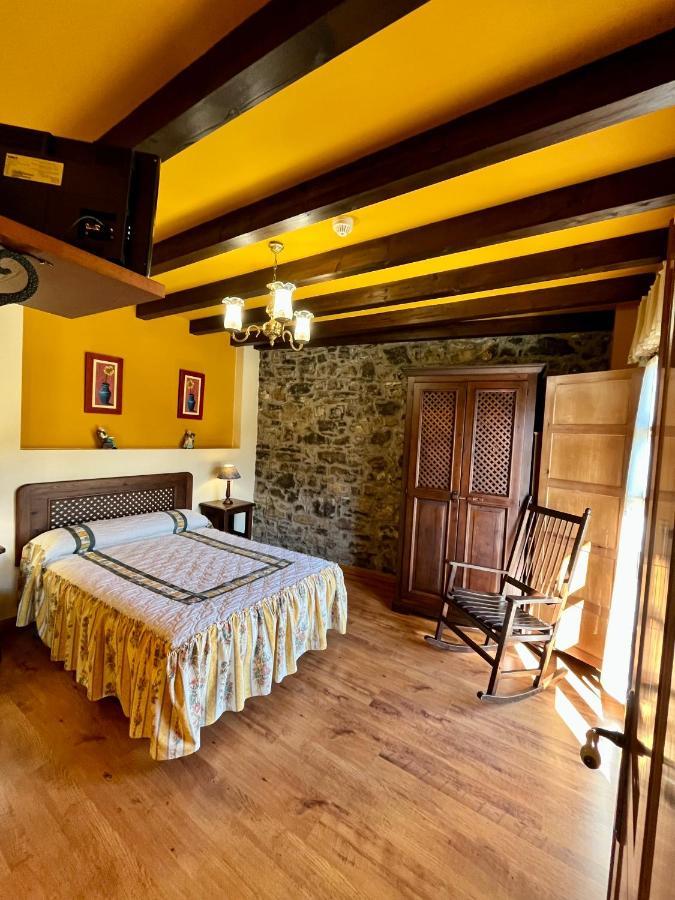 Apartamentos Turisticos Paseo De La Alameda Villaviciosa  Kültér fotó