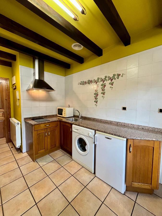 Apartamentos Turisticos Paseo De La Alameda Villaviciosa  Kültér fotó