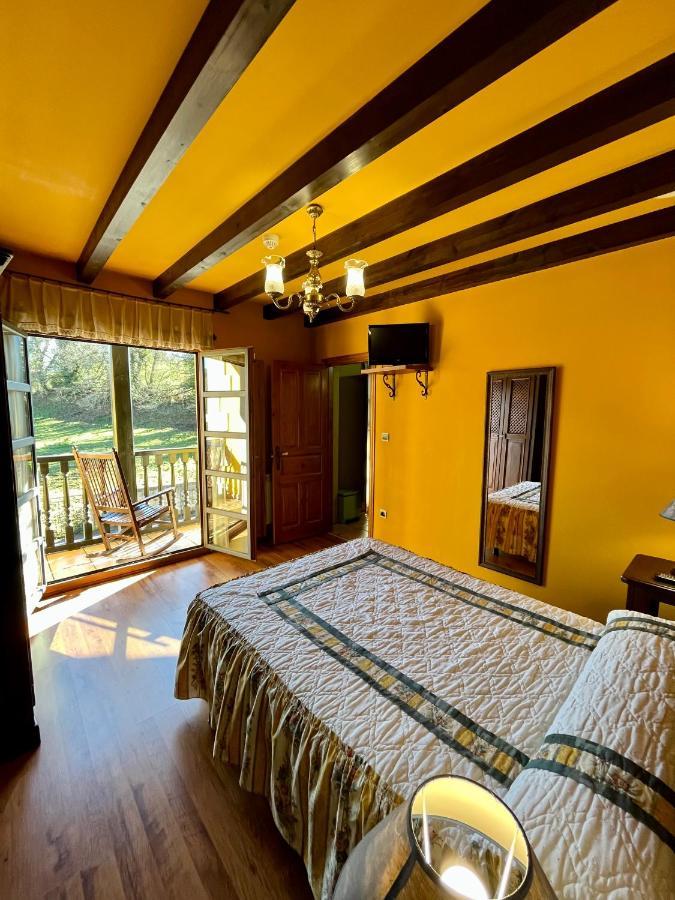 Apartamentos Turisticos Paseo De La Alameda Villaviciosa  Kültér fotó