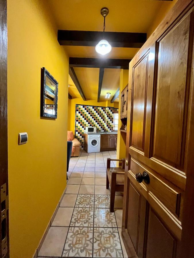 Apartamentos Turisticos Paseo De La Alameda Villaviciosa  Kültér fotó