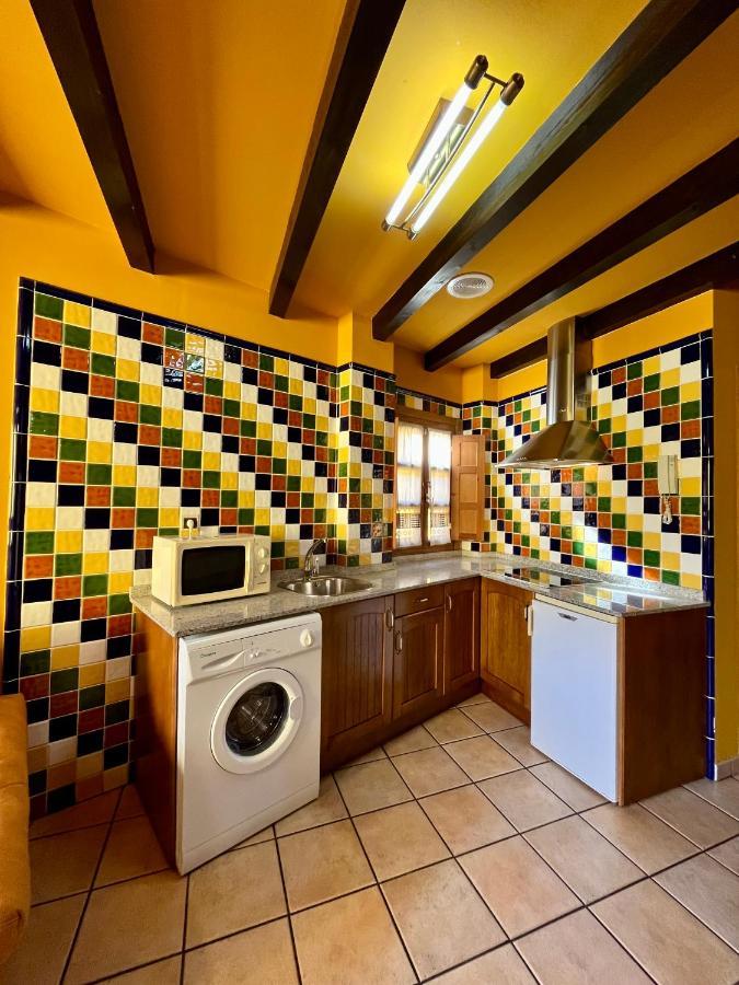 Apartamentos Turisticos Paseo De La Alameda Villaviciosa  Kültér fotó