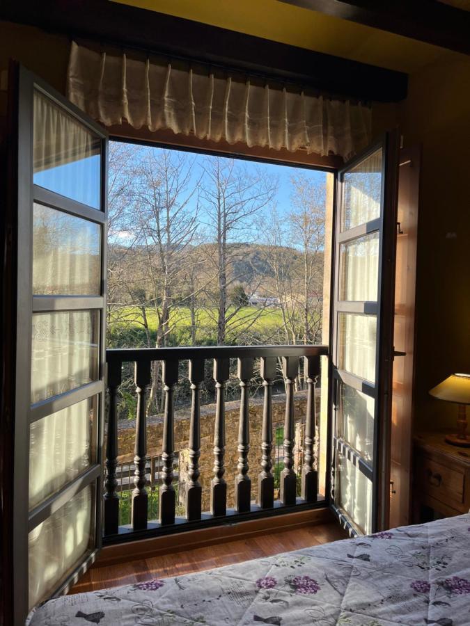 Apartamentos Turisticos Paseo De La Alameda Villaviciosa  Kültér fotó