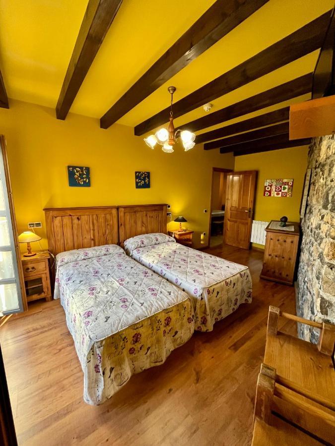 Apartamentos Turisticos Paseo De La Alameda Villaviciosa  Kültér fotó