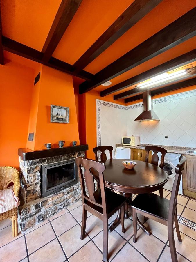Apartamentos Turisticos Paseo De La Alameda Villaviciosa  Kültér fotó