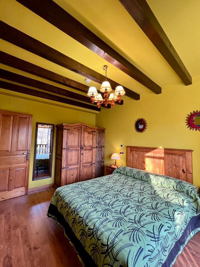 Apartamentos Turisticos Paseo De La Alameda Villaviciosa  Kültér fotó