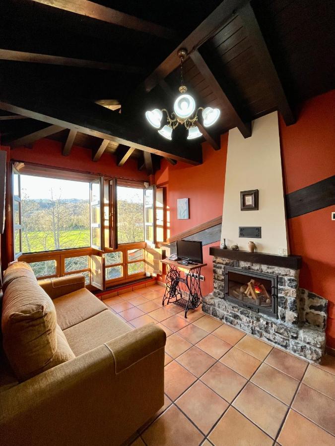 Apartamentos Turisticos Paseo De La Alameda Villaviciosa  Kültér fotó